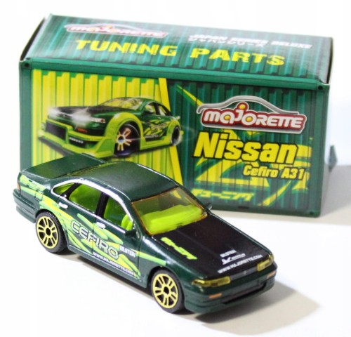 Majorette Japan Series - Nissan Cefiro A31 (Luz)