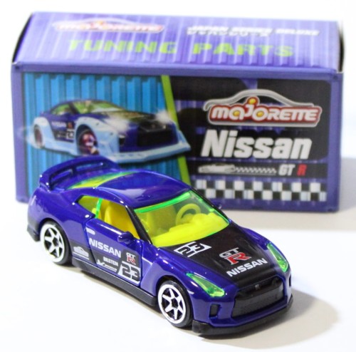 Majorette Japan Series - Nissan GT-R (Luz)