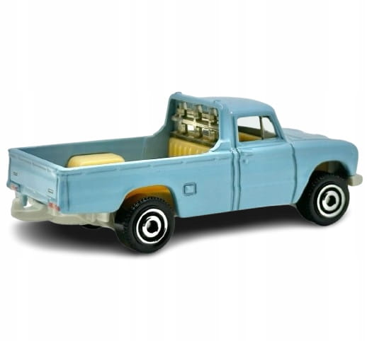 matchbox-1962-nissan-junior-niebieski-luz-tyl.jpg