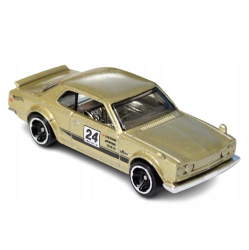 hot-wheels-1971-nissan-skyline-ht-2000-gt-r-luz-przod.jpg