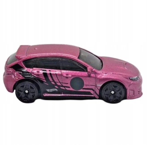 hot-wheels-subaru-wrx-sti-rozowy-luz-bok.jpg