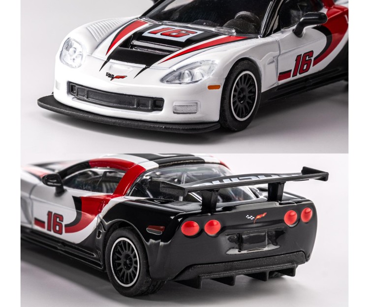 Majorette Collection - 2005 Chevrolet Corvette C6 R (Biały)4