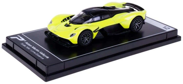 postercars-aston-martin-valkyrie-lime-essence-zielony.jpg