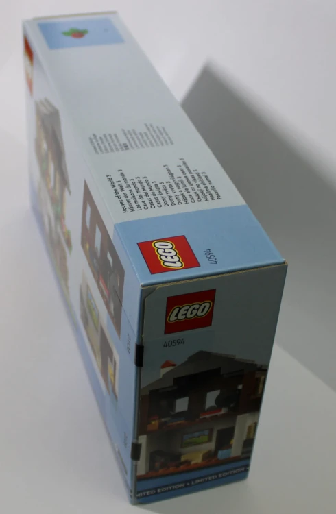 LEGO Limited Edition 40594 - Domy świata 3