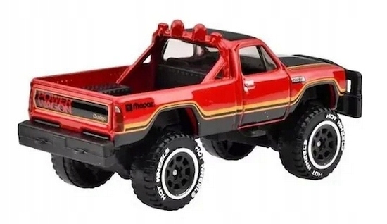 resorak-hot-wheels-tubular-trucks-1980-dodge-macho-power-wagon-tyl.jpg